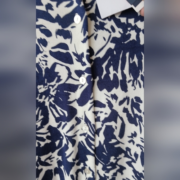 Lands' End Navy & Ivory Floral Cardigan Women's XL NWT - Picture 2 of 5